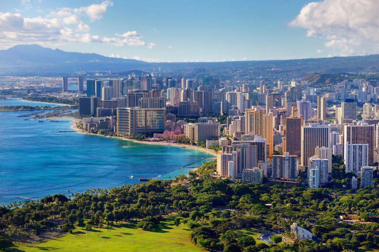 Waikiki Banyan By Koko Resorts Гонолулу Экстерьер фото
