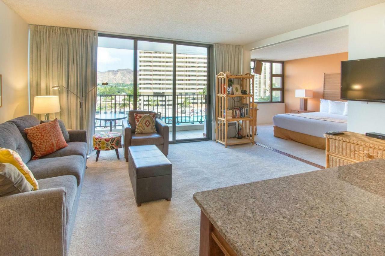 Waikiki Banyan By Koko Resorts Гонолулу Номер фото