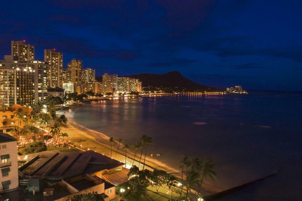 Waikiki Banyan By Koko Resorts Гонолулу Экстерьер фото